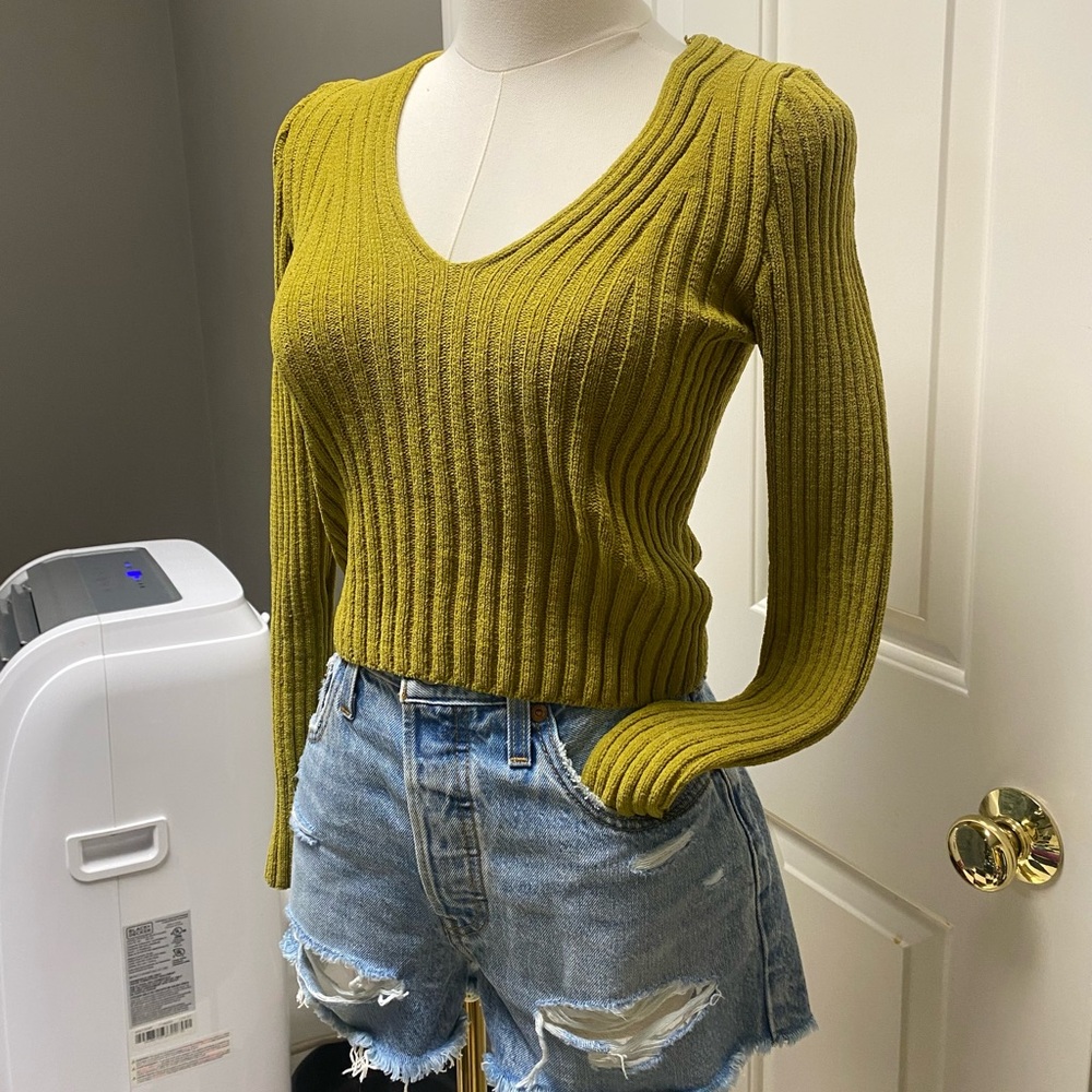 Forever 21 sweater